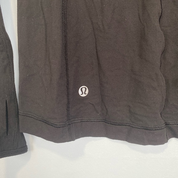 Lululemon Run Speedy Turtleneck Thumb holes Black Sz 6 Activewear Running Gym - Picture 14 of 15